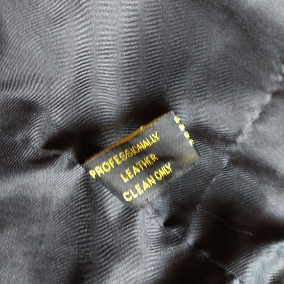 Leather vest - Picture 5 of 5